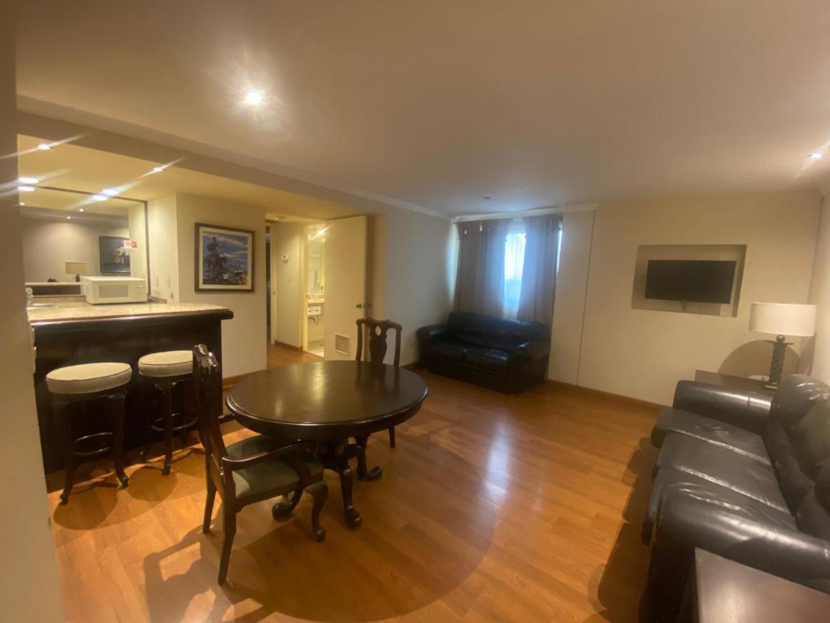 Rose Hotel Monterrey Zewnętrze zdjęcie