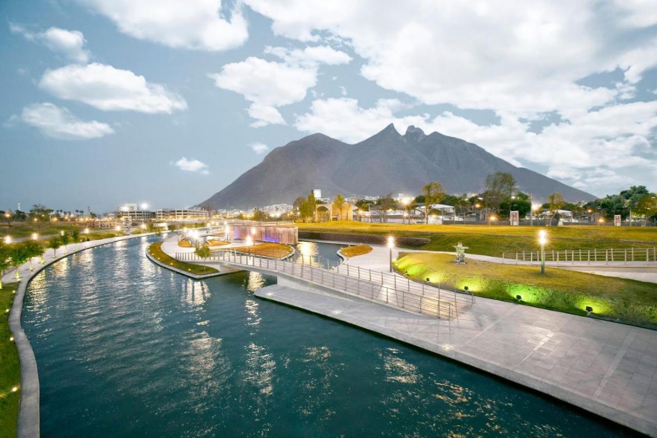 Rose Hotel Monterrey Zewnętrze zdjęcie